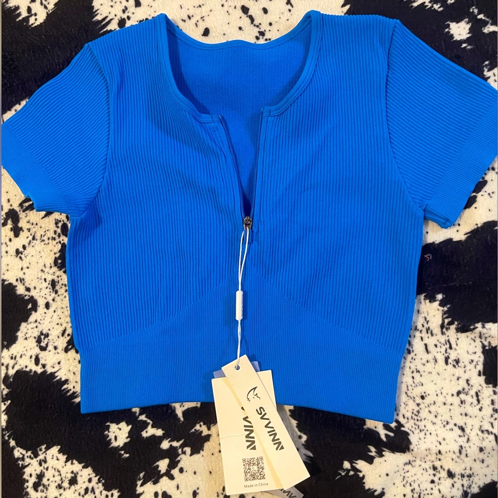 Blue ribbed crop top Size: Small